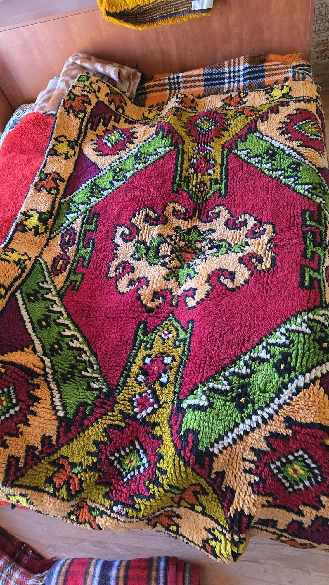 Родопски одеала и китеници - нови. Намалена цена!
