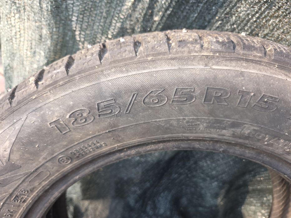 Продаётся шины зимние 185.65..R15