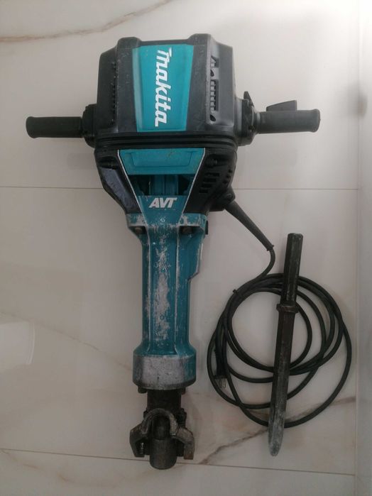 Picamar demolator Makita HM1812