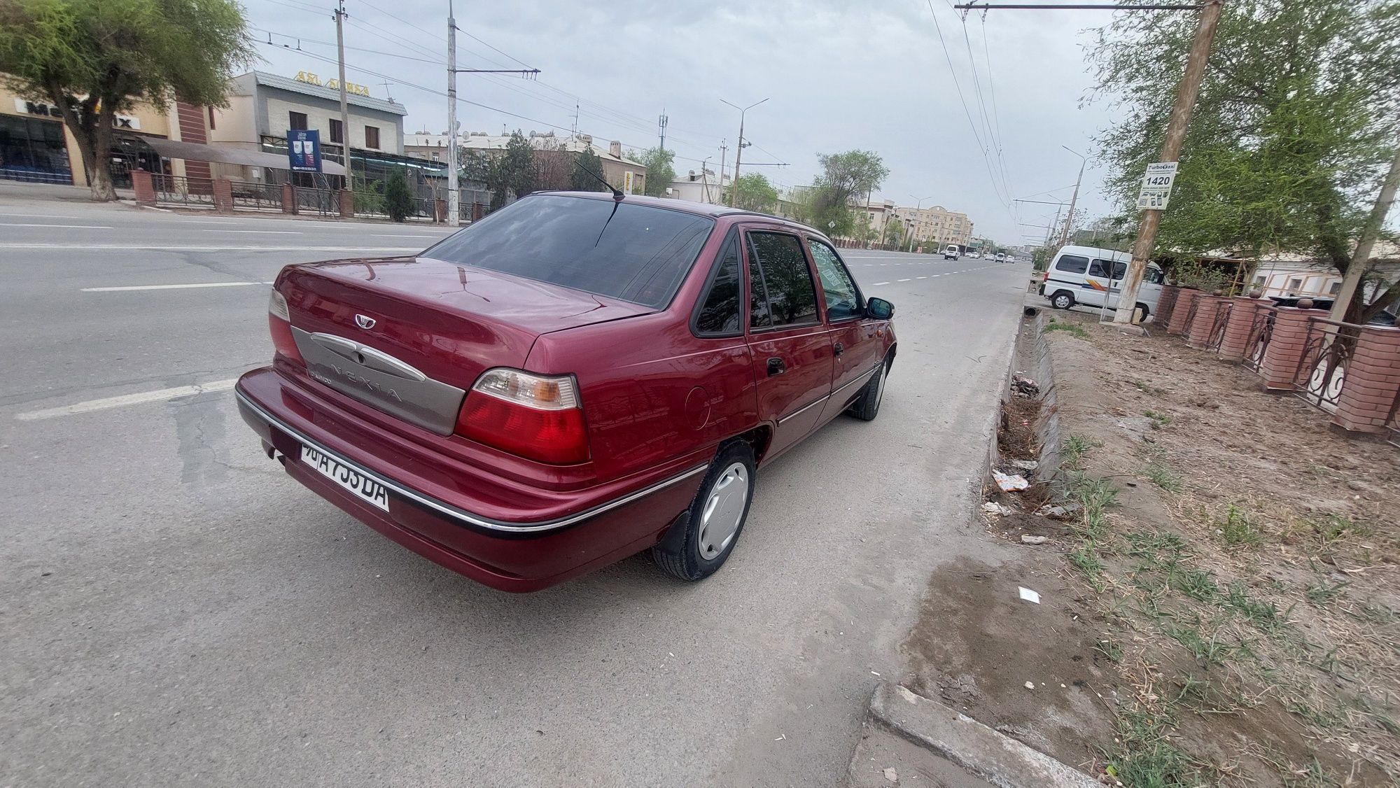 Daewoo     Nexia