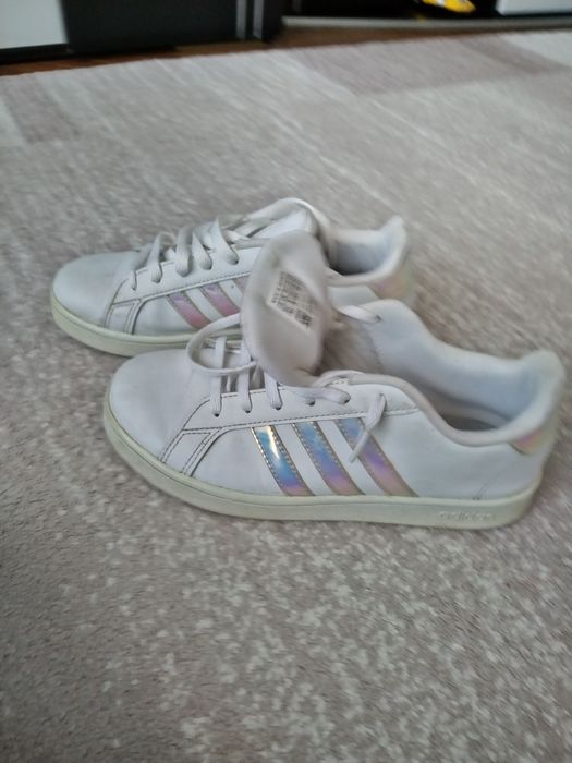 Încălțăminte fete.