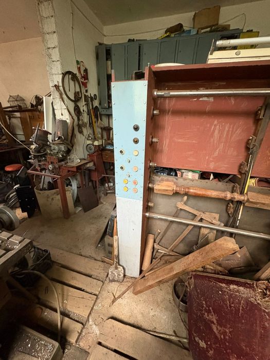 Strung prelucrare lemn automat
