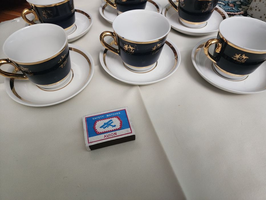 Продам чашечки Новые