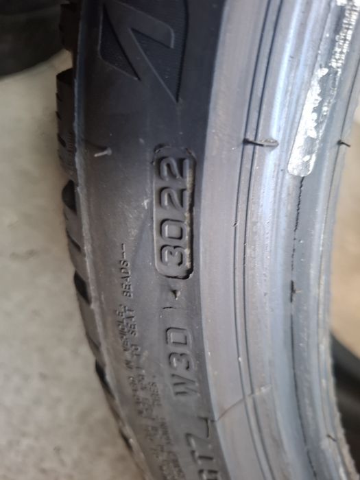 225 40 18 Bridgestone 2броя дот 3022 цената е за брой