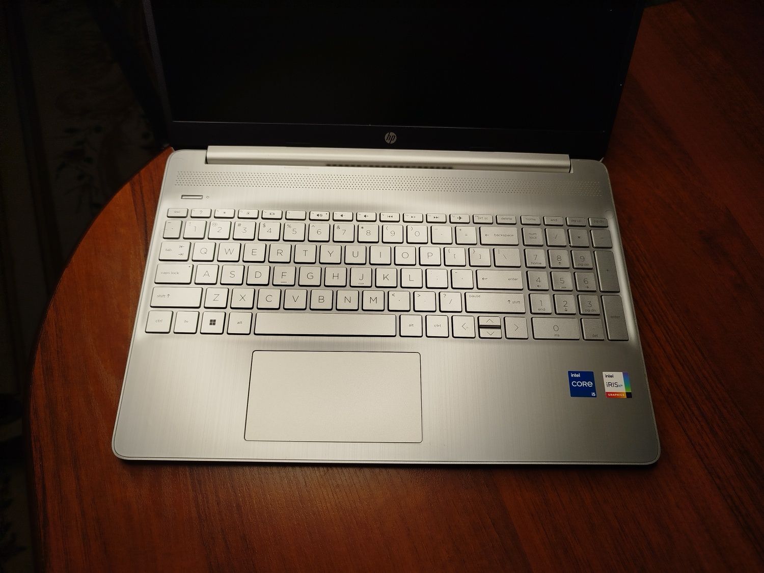 Ультратонкий ноутбук HP Intel Core i5 1235, 10 ядер 8/512 как новый