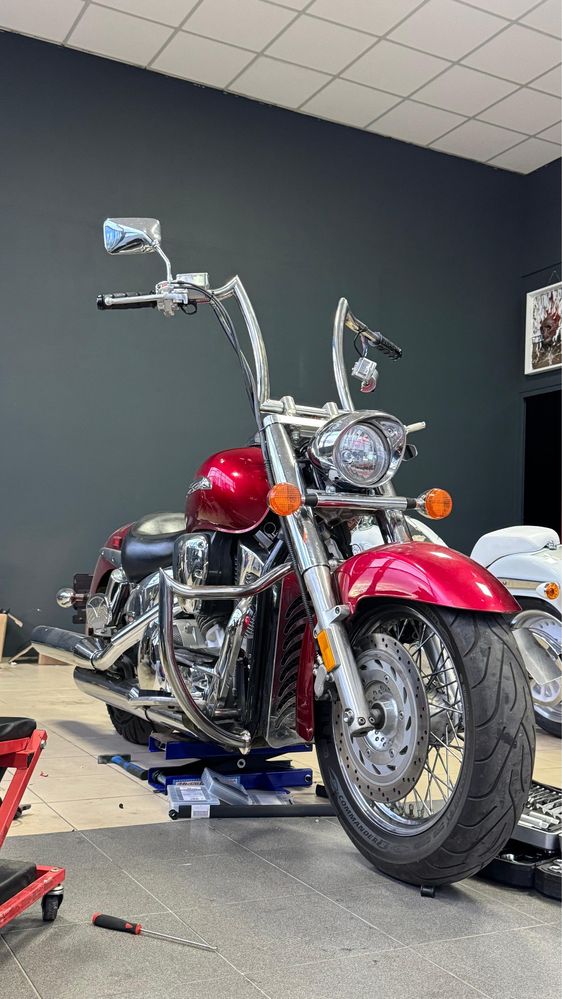 Vans Honda VTX 1300S
