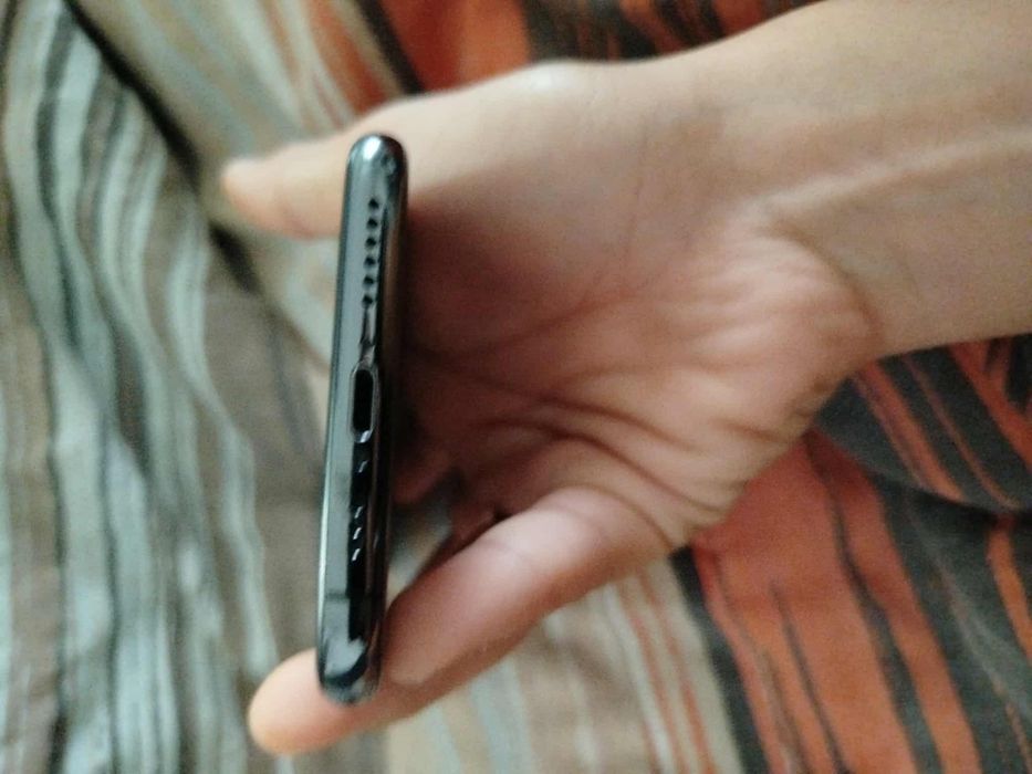 Iiphone xs inoecabil livrez in toata tara !