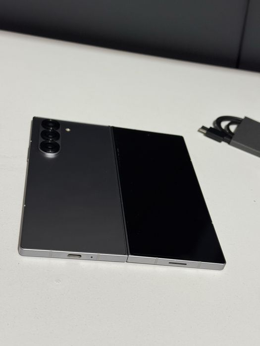 Samsung Galaxy Z Fold 6 256gb 300 цикъла