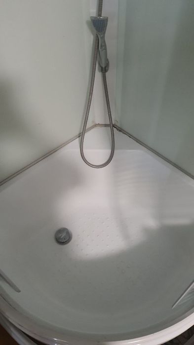 Dushavoy kabina holat yahshi