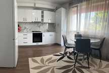 Închiriez apartament 3 camere burdujeni