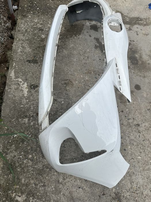 Bară față toyota yaris.