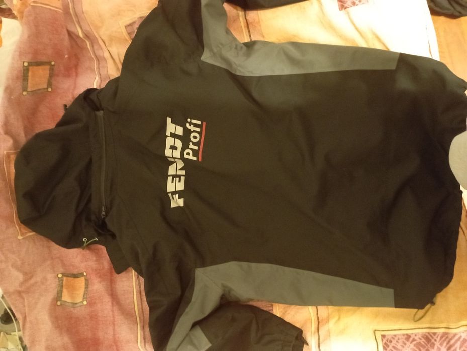 Geacă impermeabilă munte