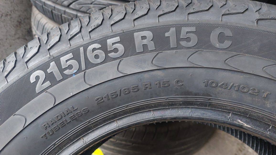 Гуми за Бус 215/65/15 C Continental Vanco2 4 броя