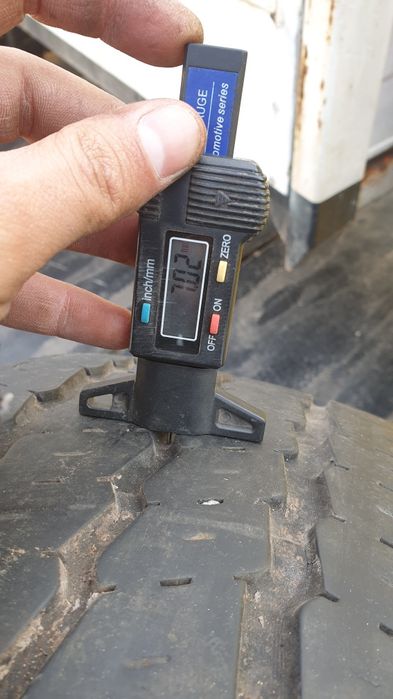 Гуми 215 70 15 С континентал