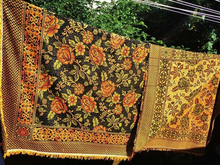 veche cuvertura cerga rustica patura lana traditionala macat carpeta