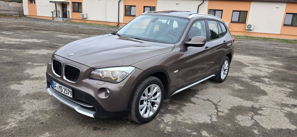 BMW X1 20D xDRIVE Automat, Panoramic, Xenon, Navi, Jante Vara-Iarna