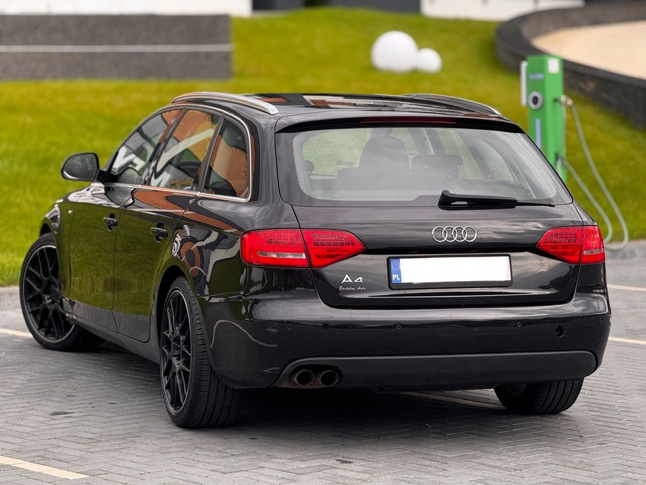 Audi A4 b8 S line - full led - fata spate - 177 cp - an 2009 - top