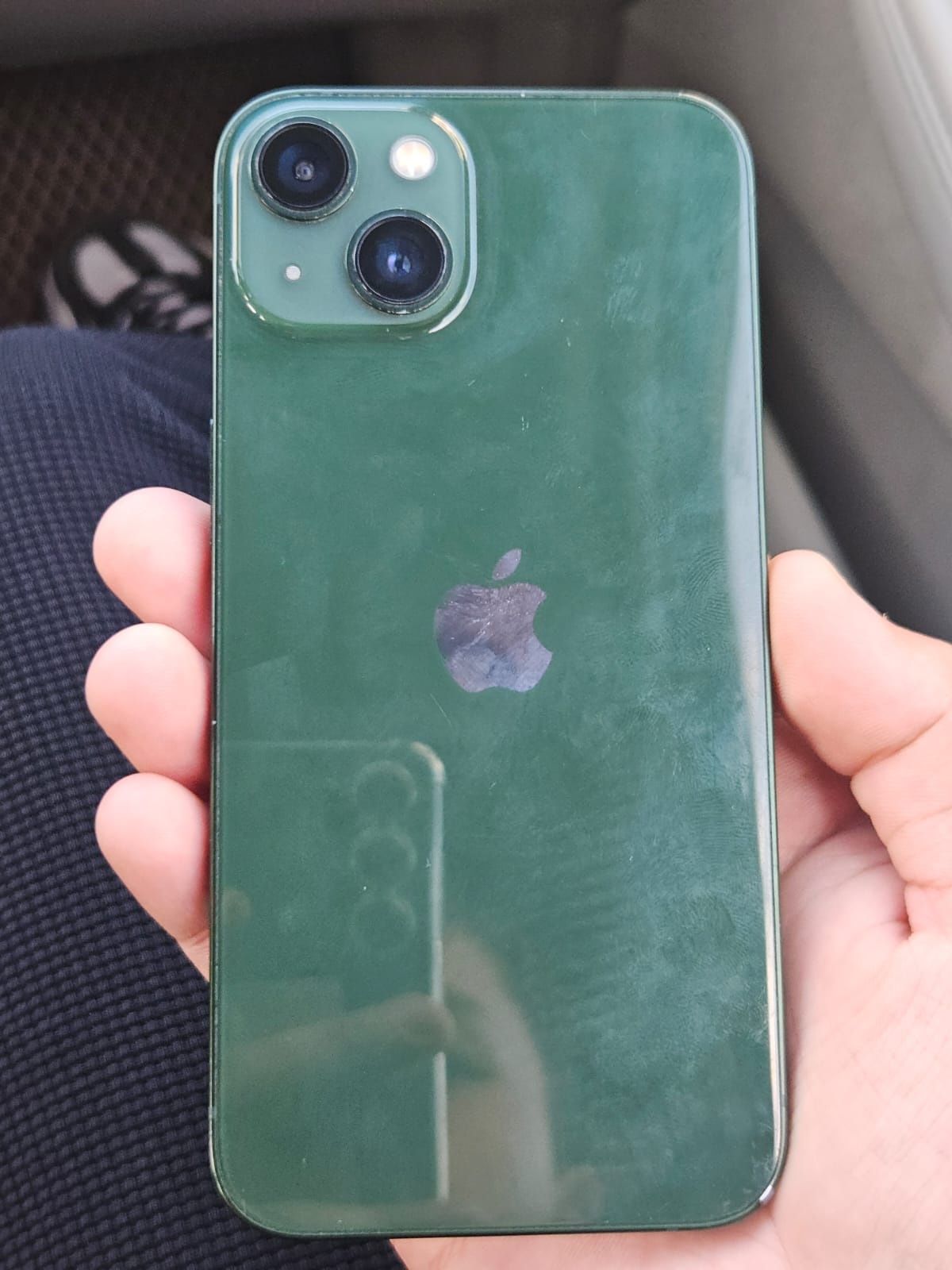 iPhone 13 в отличном состоянии