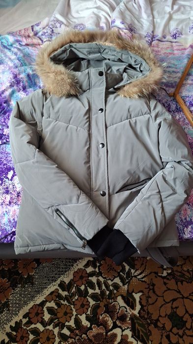 Продам зимнюю куртку