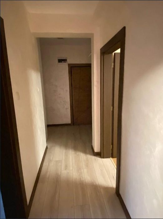 Тристаен апартамент под наем в ж.к. Бояна, 2195043