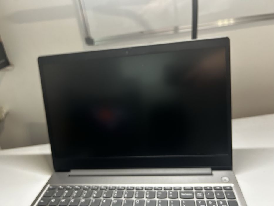 Laptop Lenovo ideapad 3