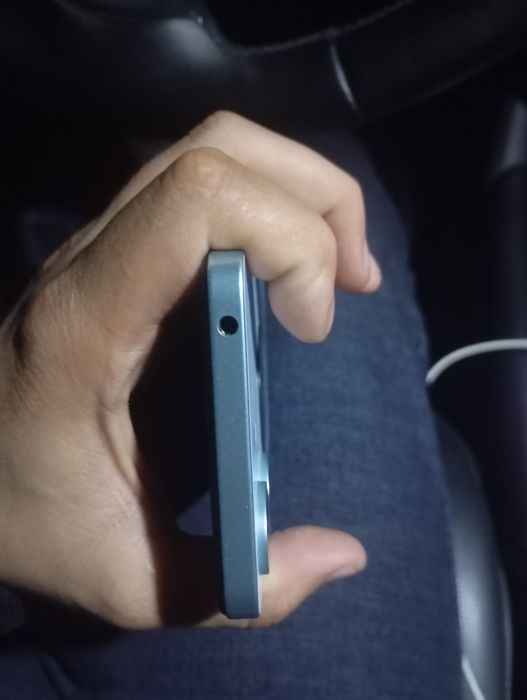 Redmi 13c 8/128gb karobka dakument