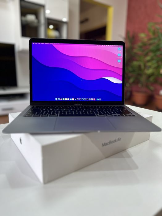 Laptop Apple MacBook Air M1 Space Gray / 256GB / 8GB