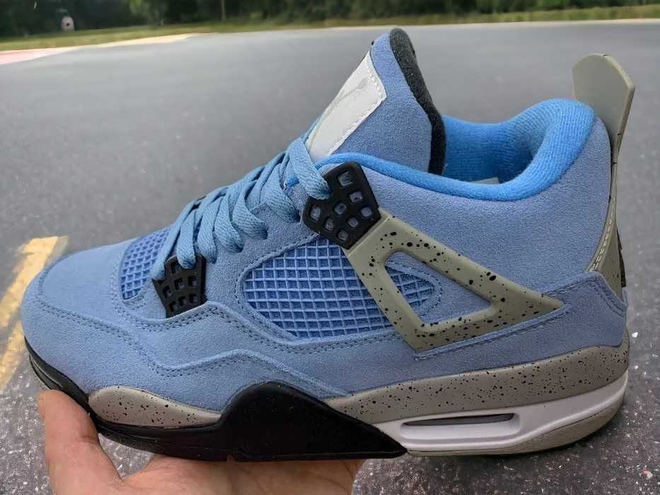 Nike Jordan 4 Retro University Blue