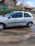Vând Opel CORSA C an fabricație 2004 detalii la telefon