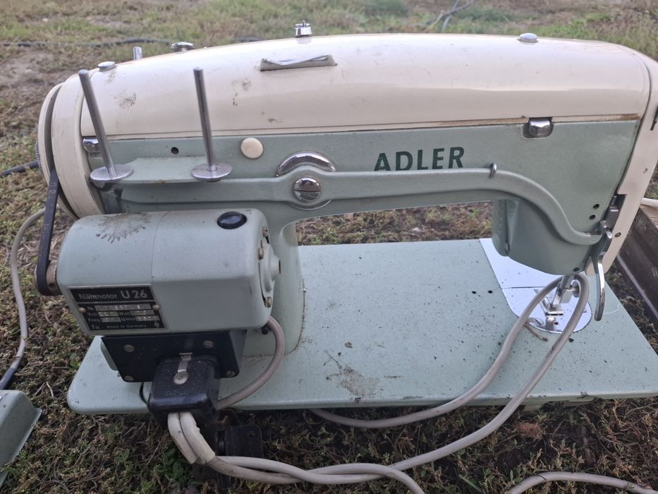 Vand masina de cusut Adler 489A cu defect