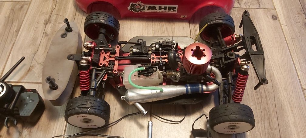 Mașinuța automodel rc nitro 1/8