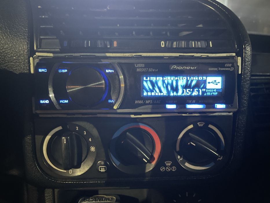 Продам автомагнитафон PIONER 7 в ориганале