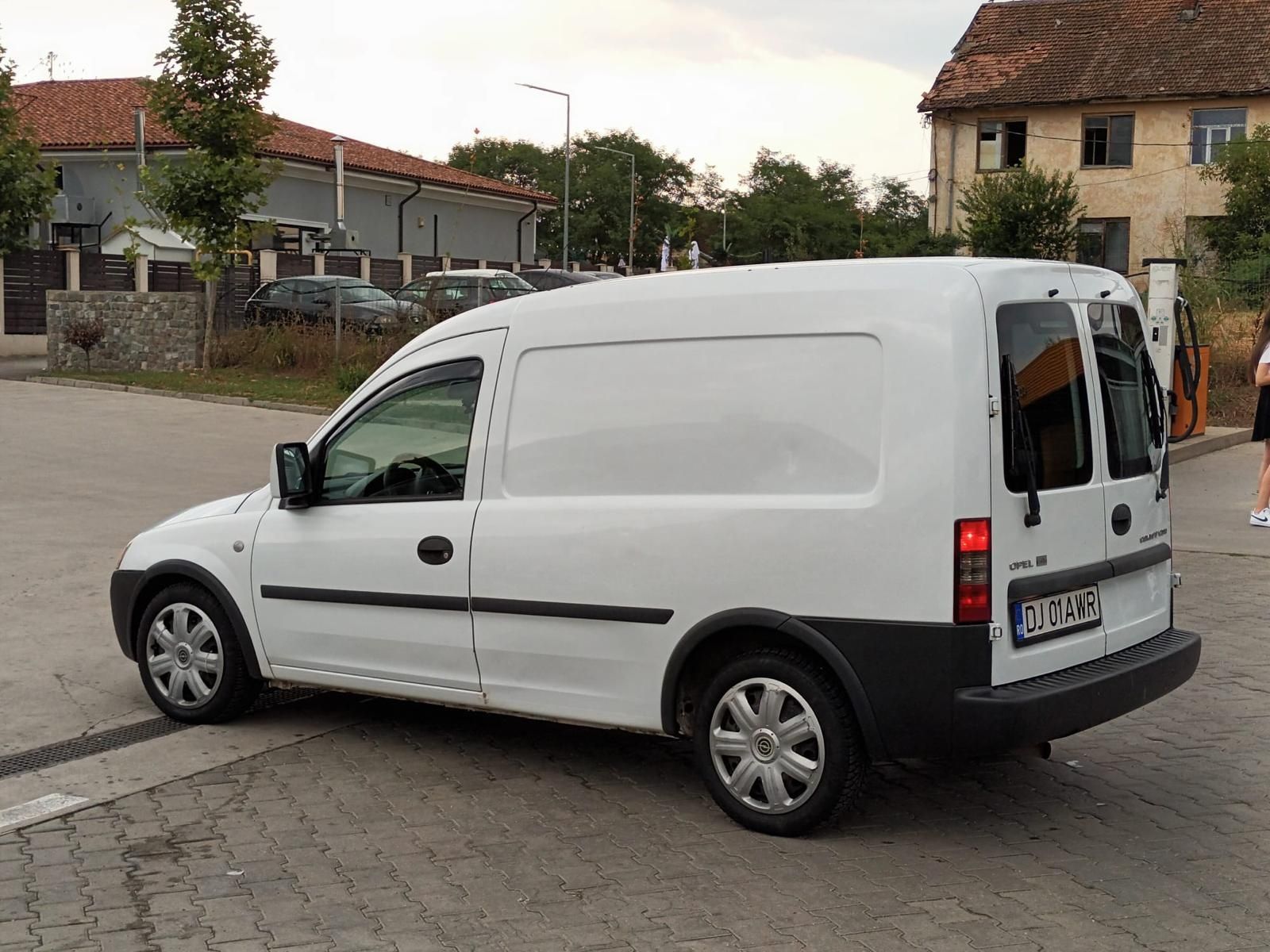 Opel combo 2011 - autoutilitara