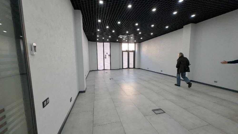 Сдается в бизнес центре под ОФИС 305 м2 в Мирабадском районе