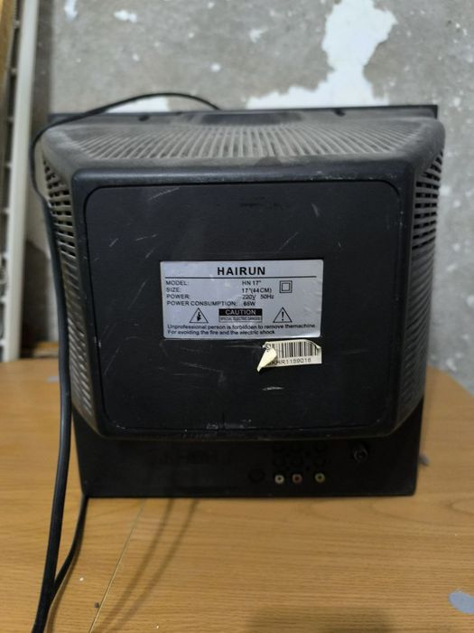 Телевизор на запчати