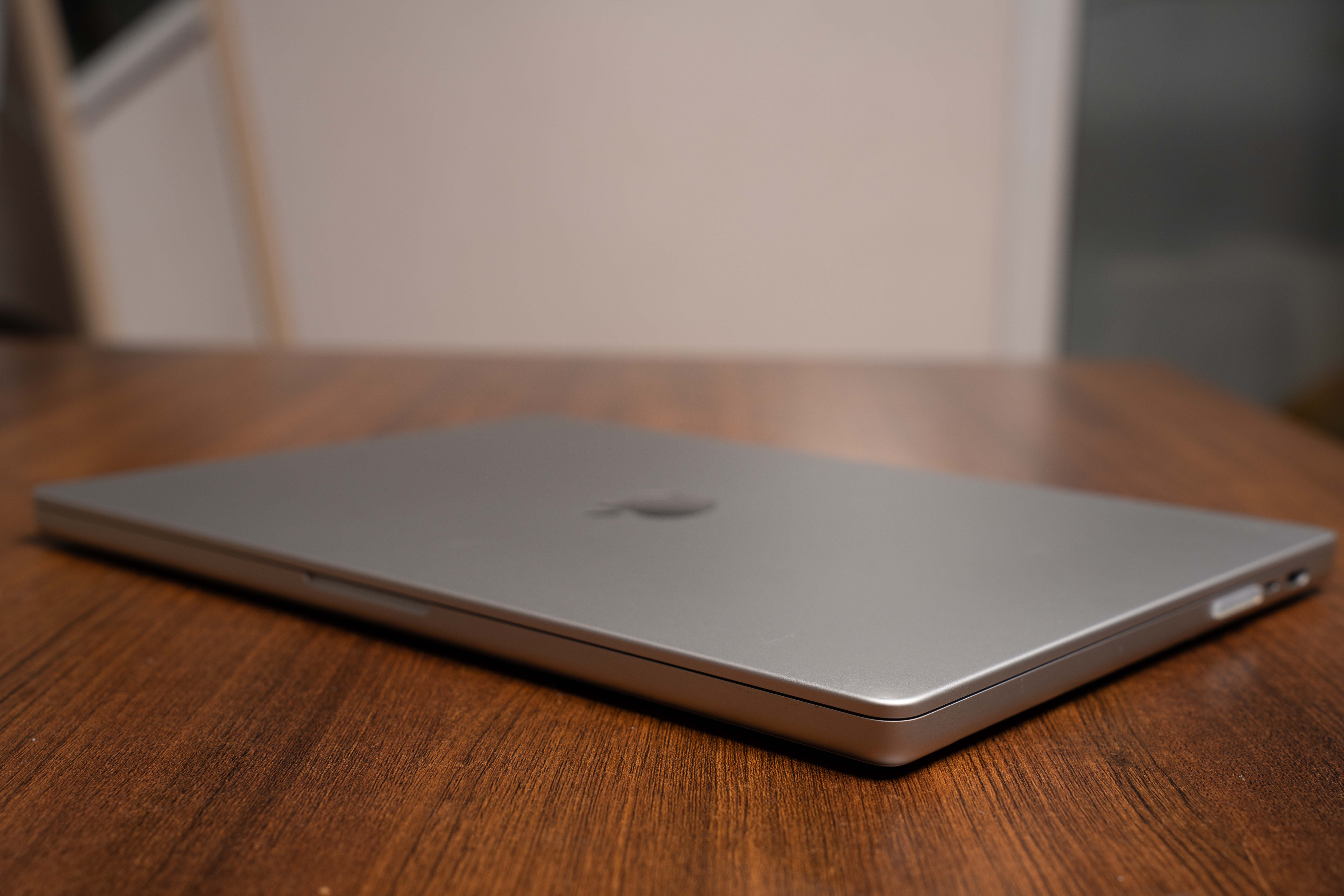 Macbook pro m1 max