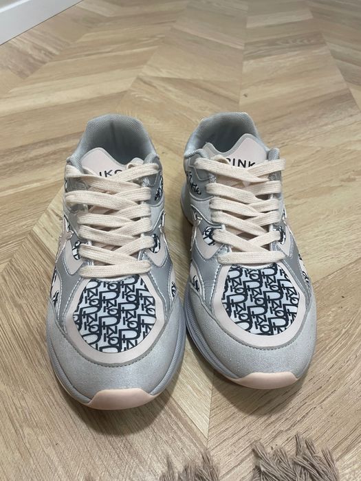 Маратонки Pinko 37 размер