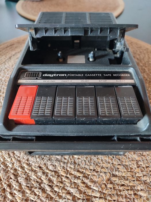 Când casetofon portabil daytron