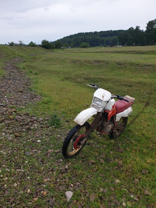 Vând sau schimb yamaha xt 600