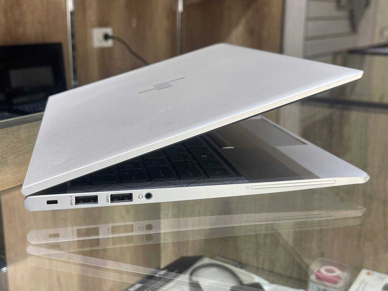 HP EliteBook 845 G7  Ryzen 7 PRO 4750U ram 18 ssd 256