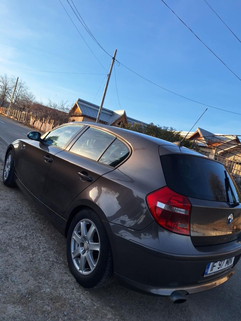 BMW Seria 1 E87.
