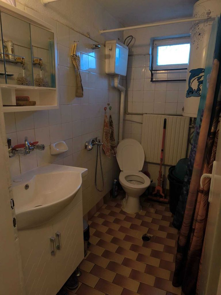Продава се Къща в София, Център - 180 кв.м за 917 €/кв.м - Снимка #15