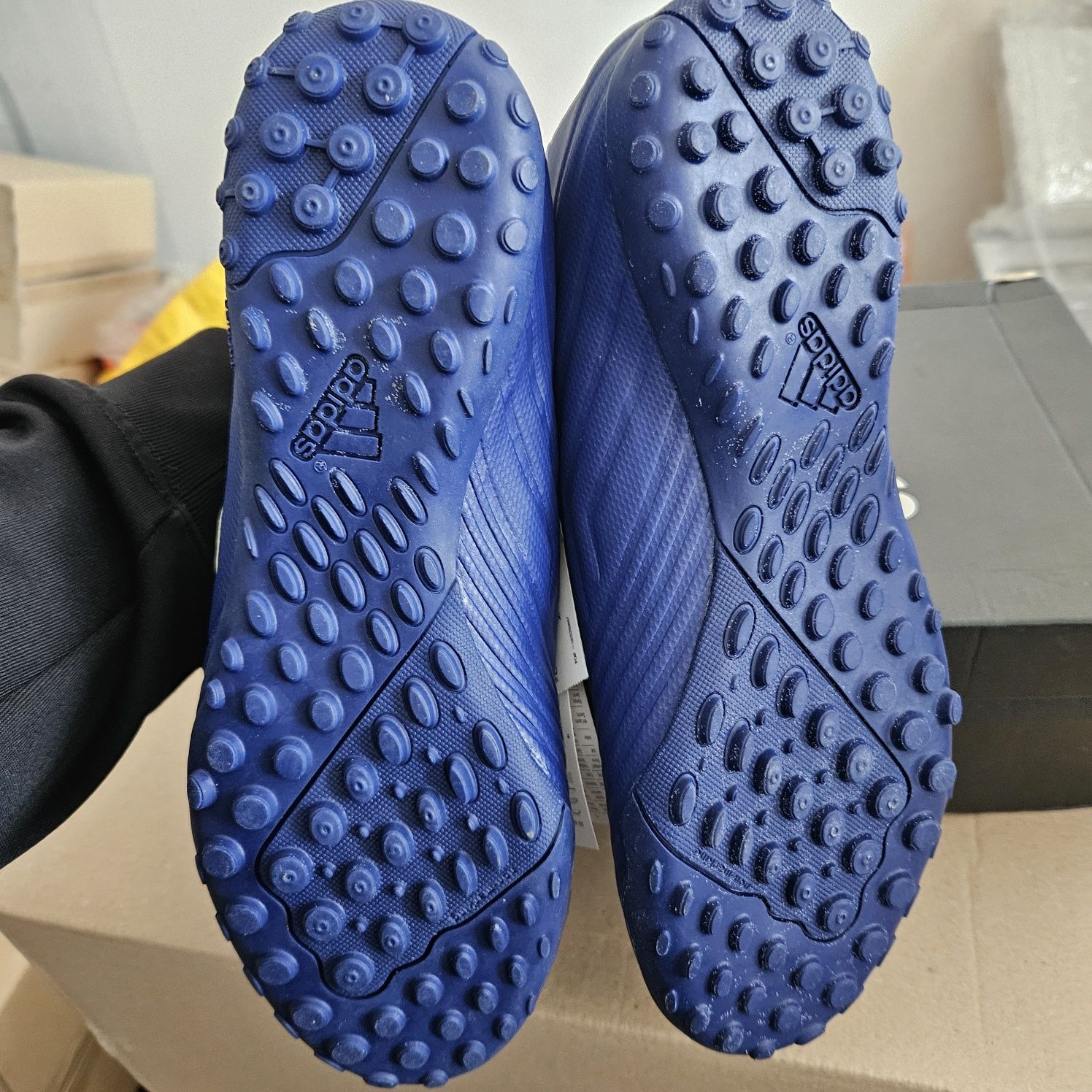 Adidas predator TF 18,4 нови, номер40 2/3