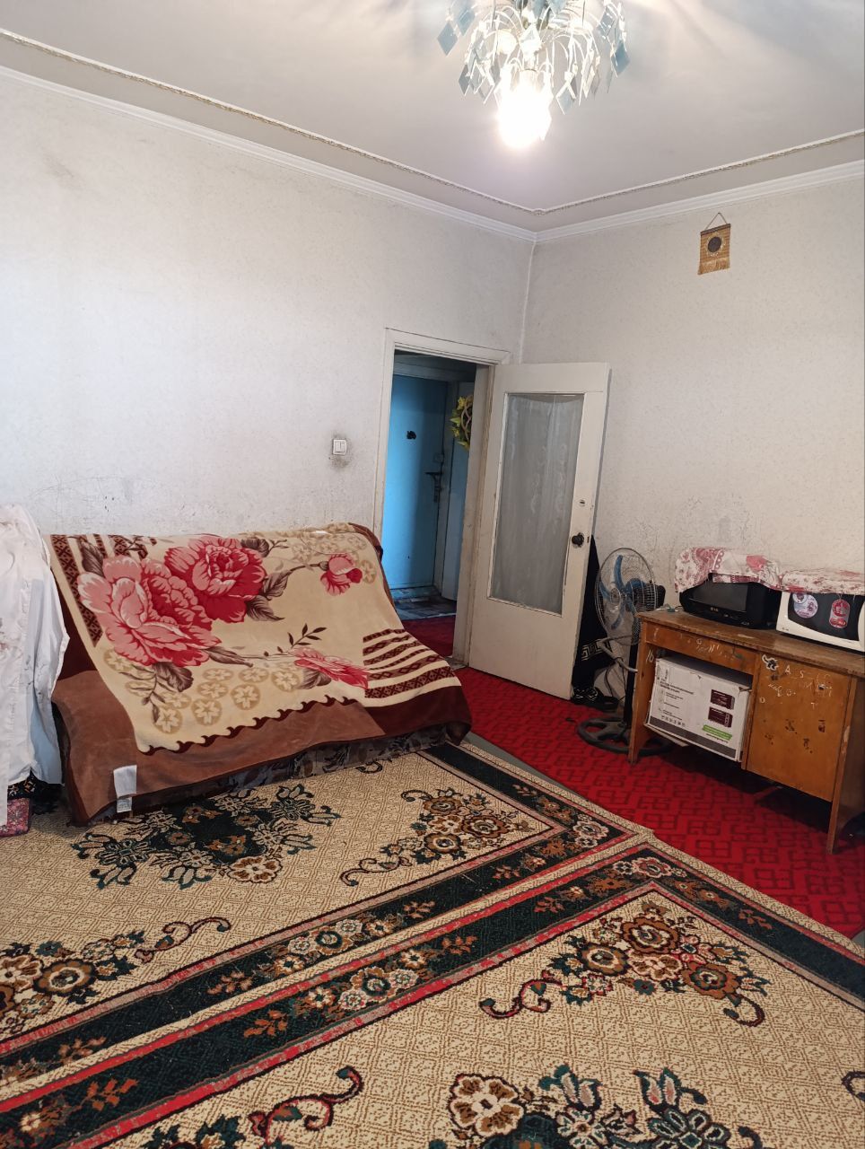Продам 3 ком квартиру,Чизельный, Паркентский базар