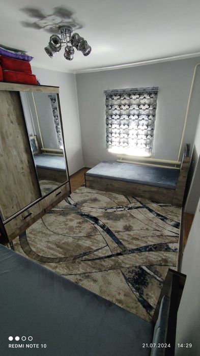 Uy sotiladi troiskida xovli uy ozimmiki