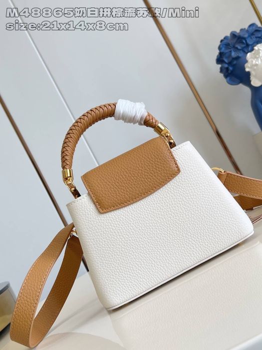 Geanta Louis Vuitton Capucines