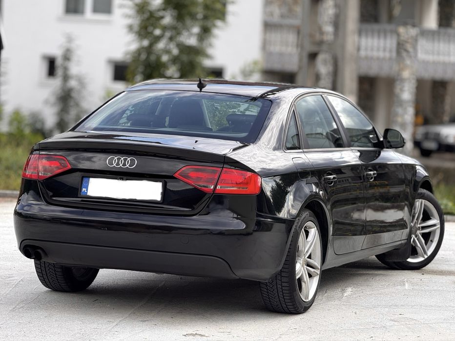 Audi A4 b8 s line - Limuzina - an 2009 - 2.0d 143 cp - impecabil