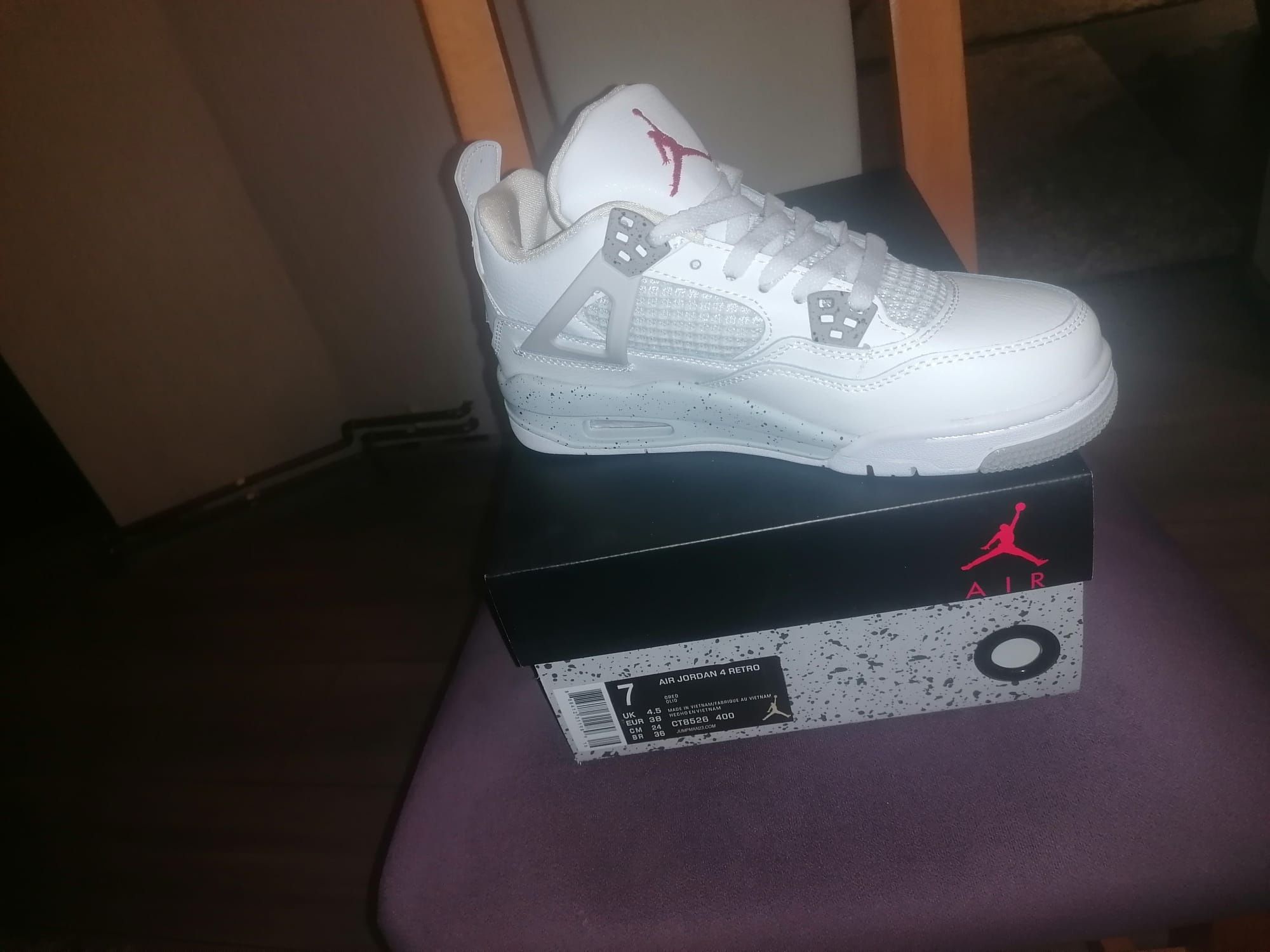 Jordan 4, retro  white oreo