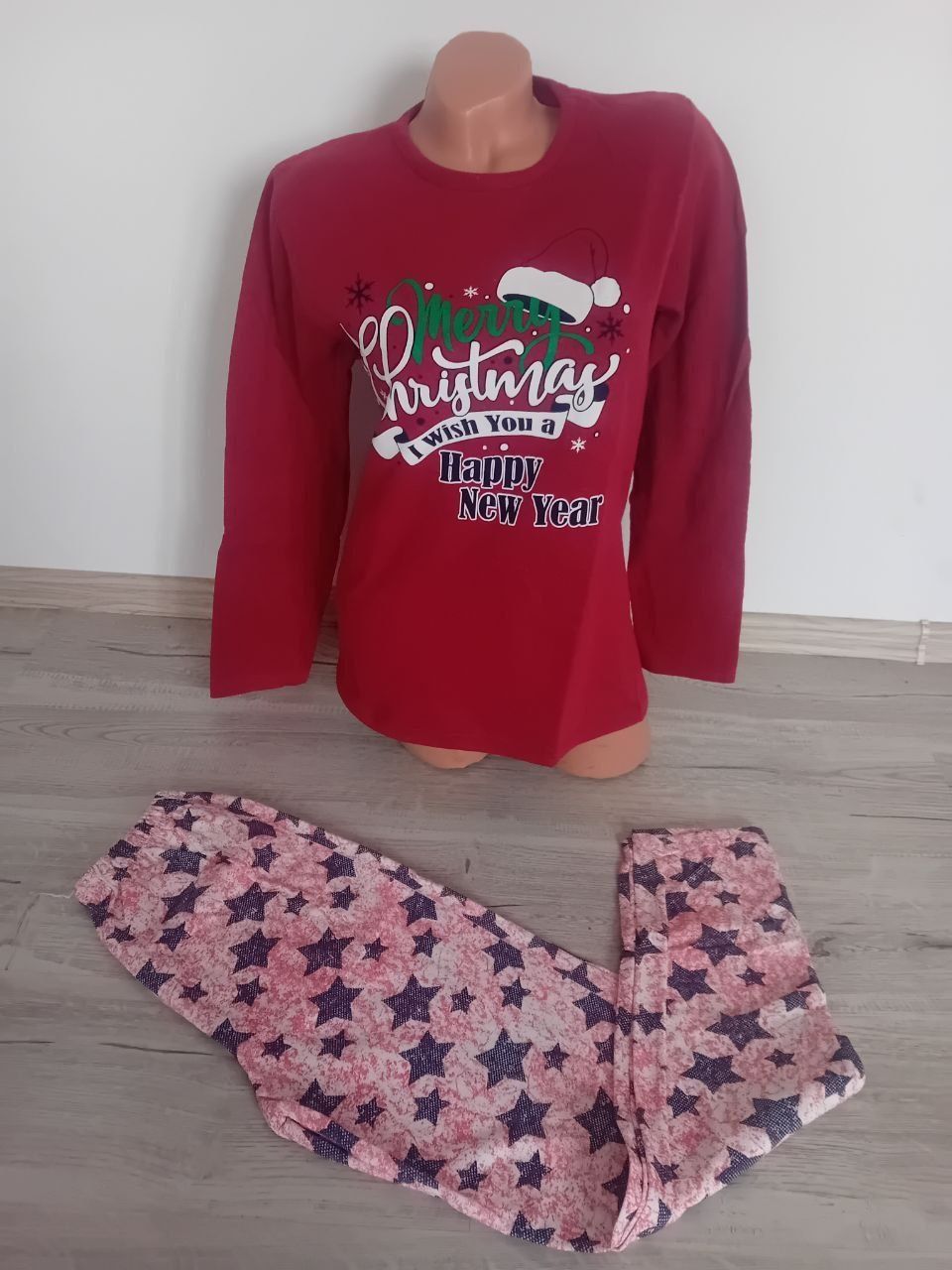 Pijamale dama tematica
Usor vatuite

Pinguini- l xl xxl
Mery christmas