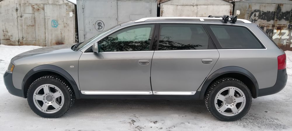 Продам автомобиль Ауди A6 Alroud.